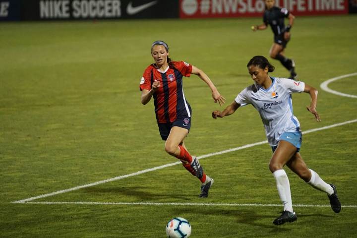维尔茨乱战破门2-0！